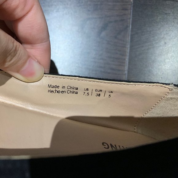 Flat - Picture 7 of 7